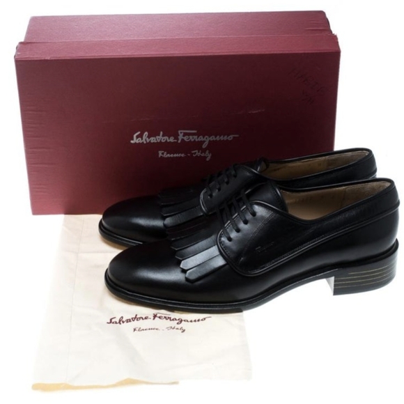 Salvatore Ferragamo Black Leather Faber Fringe Detail Derby - Picture 6 of 6